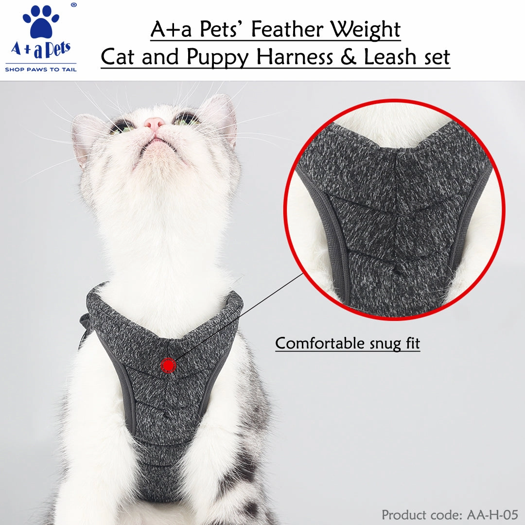 A a Pets' Feather Weight' Harness & Leash Set for Cats & Small Dogs