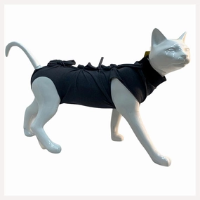 A a Pets' Post Surgery Recovery Clothing for Cats