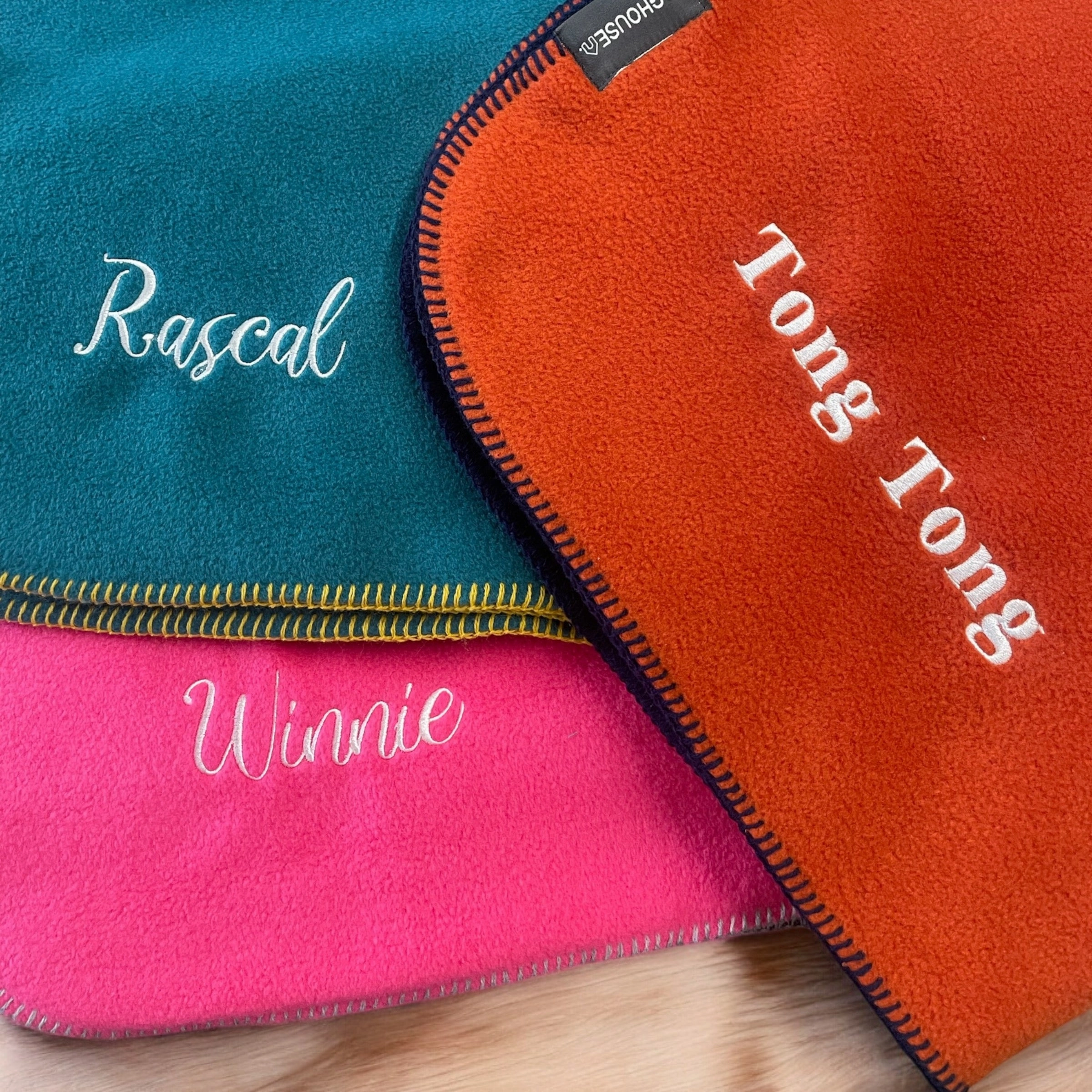 Doghouse Double-Lined Stitch Blankets for Pets