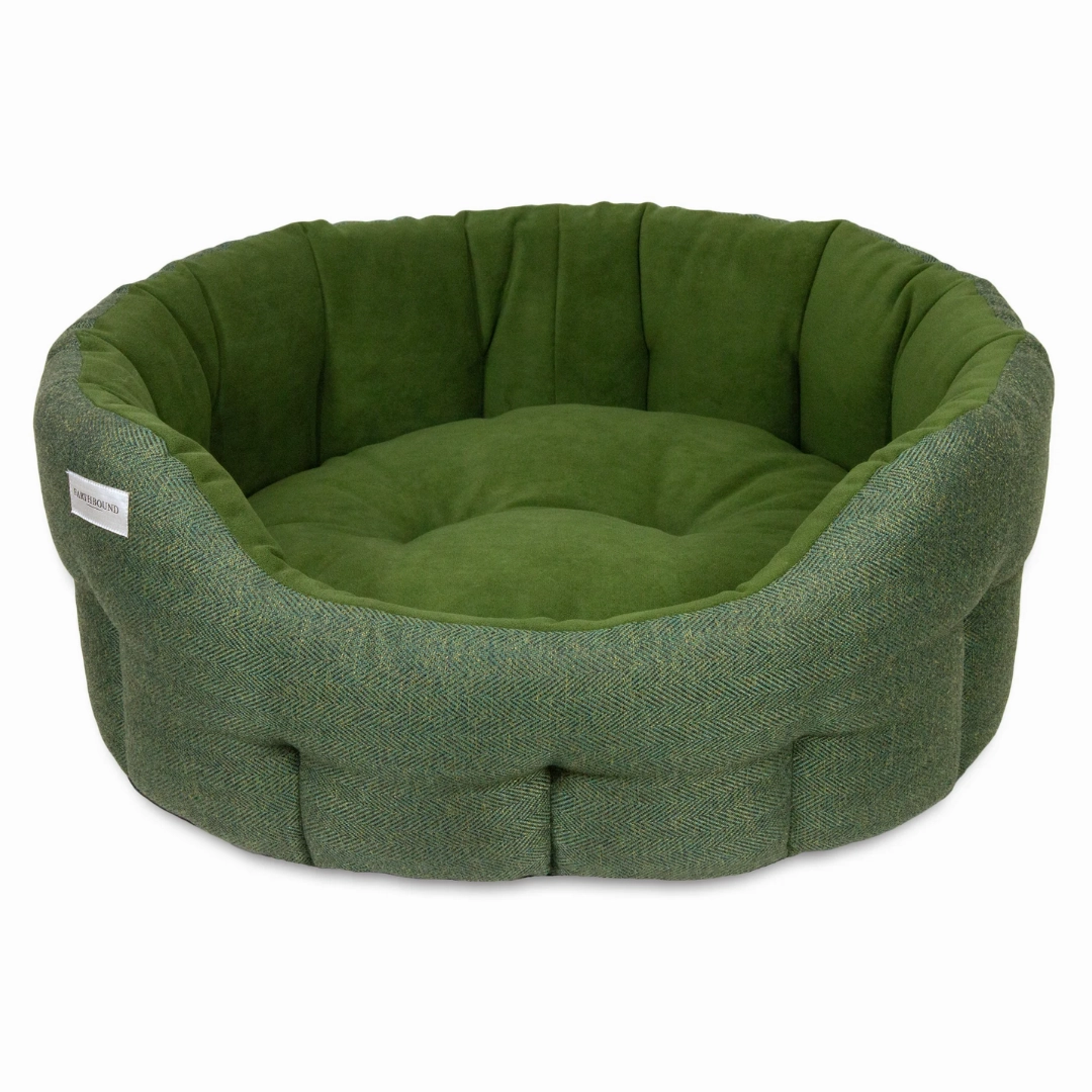Earthbound Pine Green Tweed Sherpa Snuggle Bed