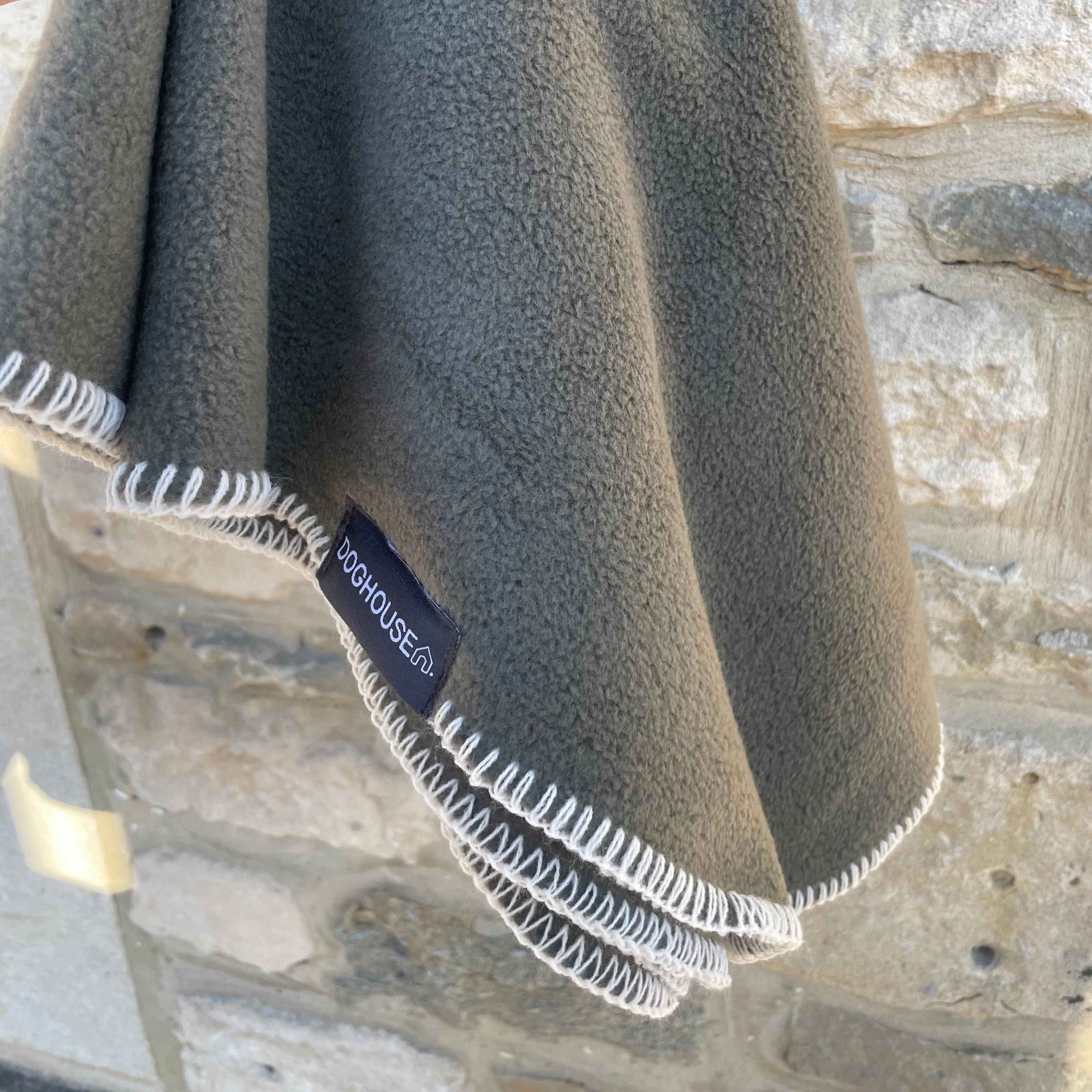 NEW Doghouse Stitched Blankets for Dogs