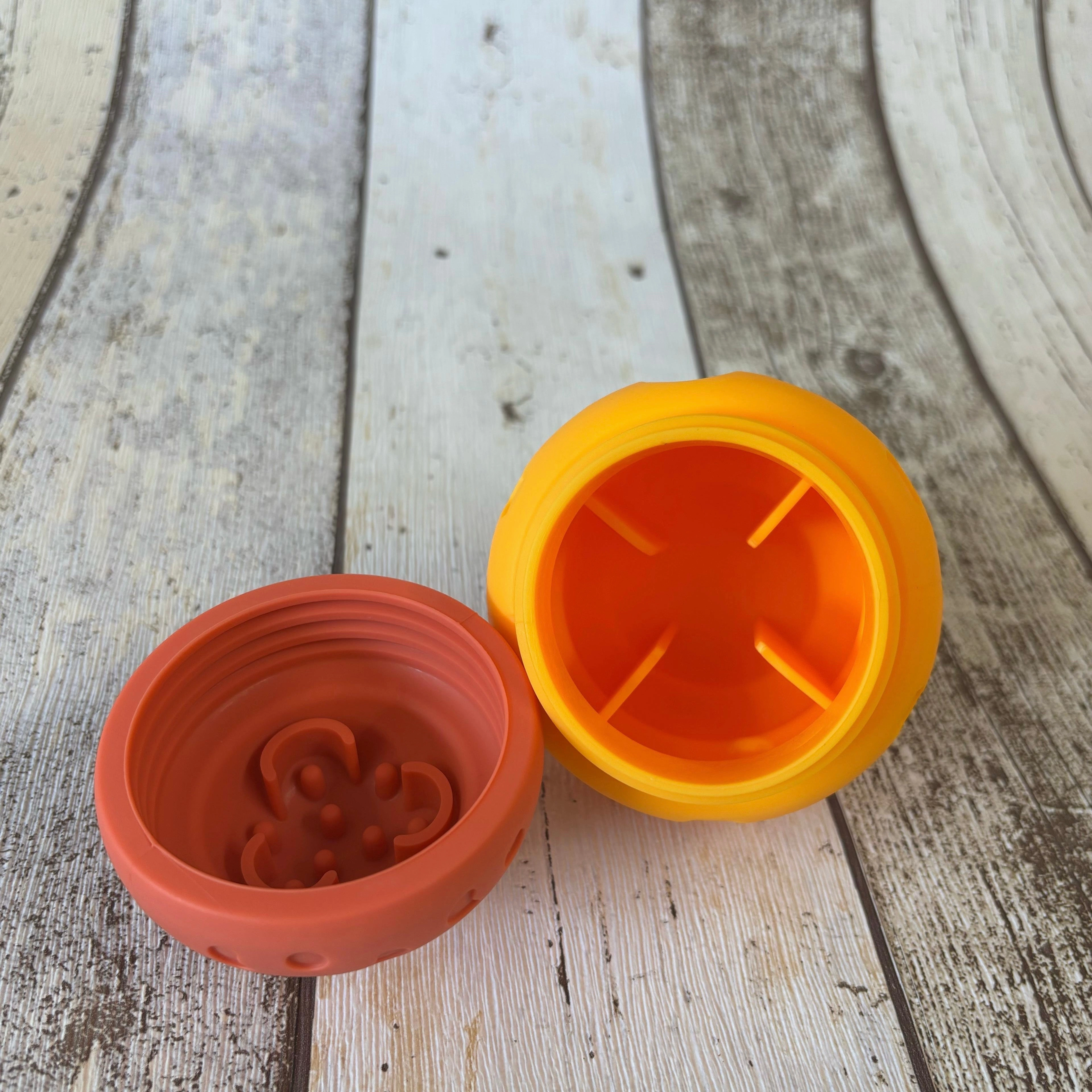 Silicone Beehive Treat Dispenser